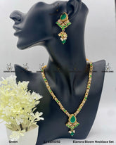Elanora Bloom Necklace Set | ZAROSH JEWEL Green