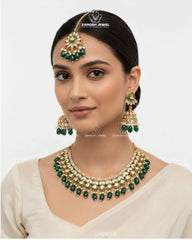 Nayla Kundan Necklace Set | ZAROSH JEWEL Green