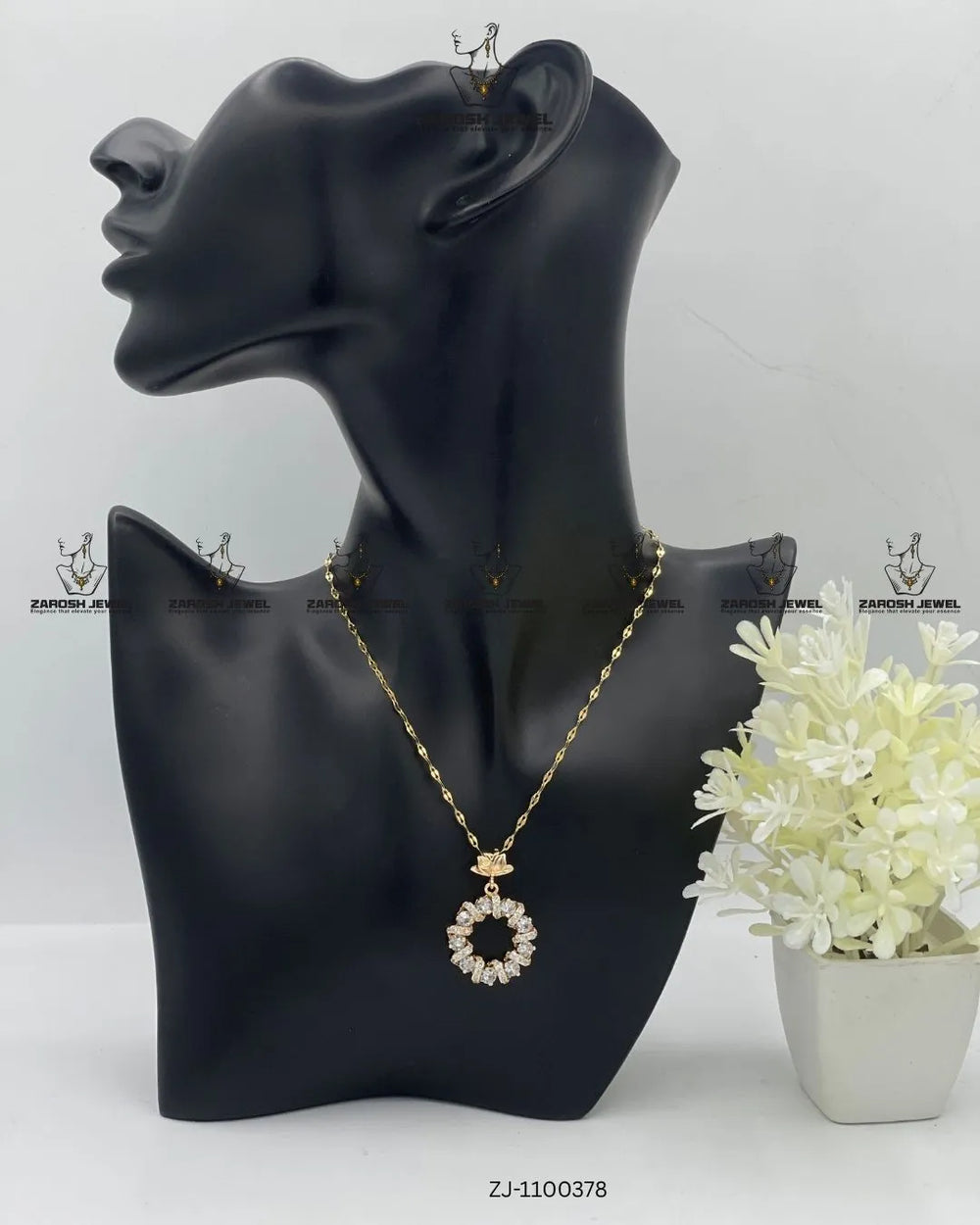 Liyana Pendant Necklace | ZAROSH JEWEL