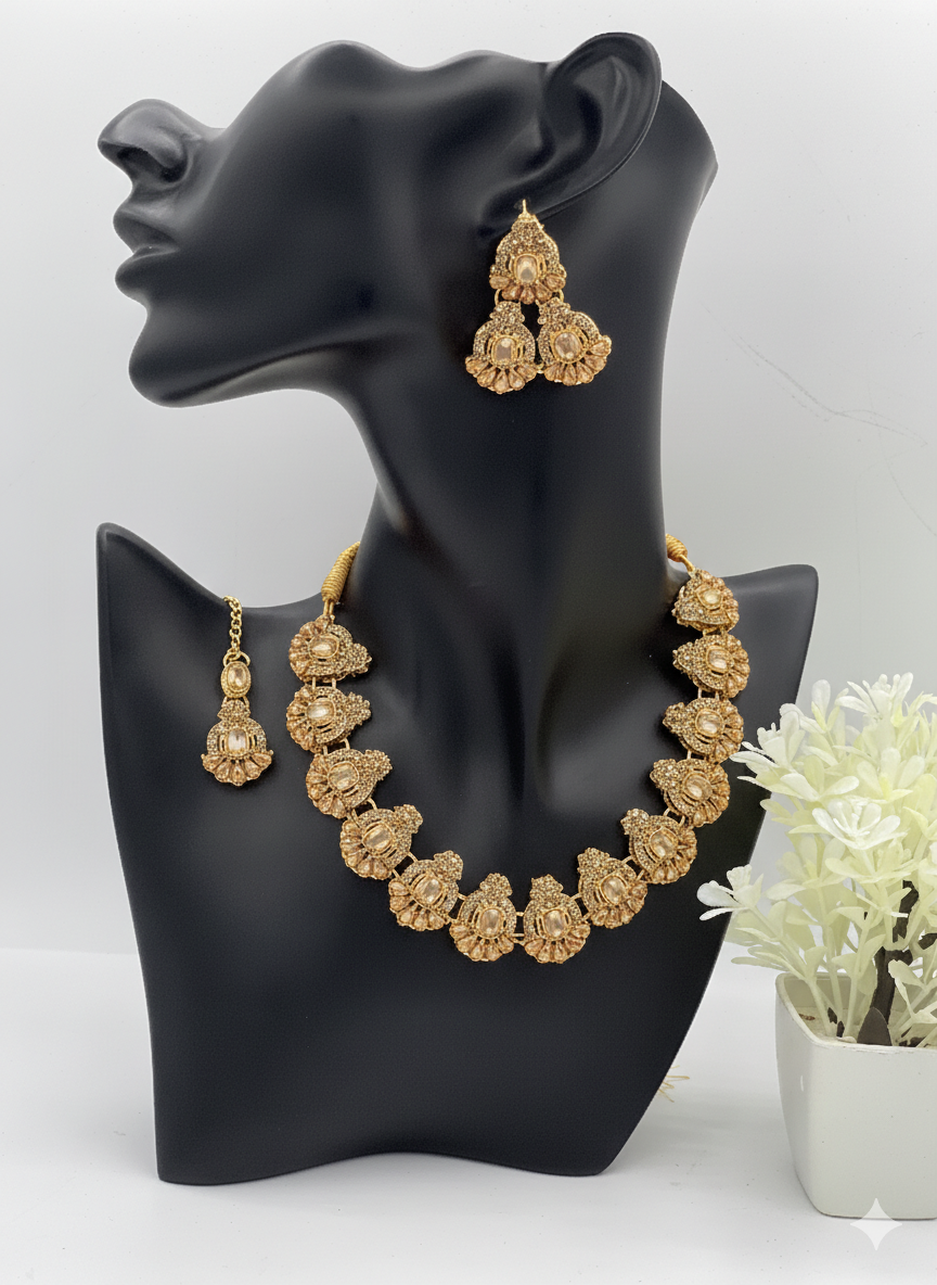 Elowen Radiance Necklace Set | ZAROSH JEWEL Champagne