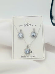 Necklace products 2