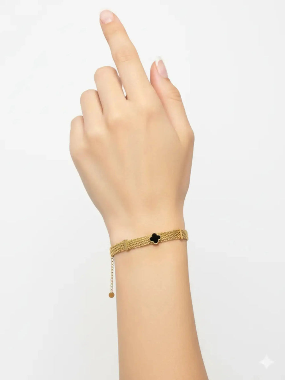 Midnight Clover Mesh Gold Bracelet | ZAROSH JEWEL