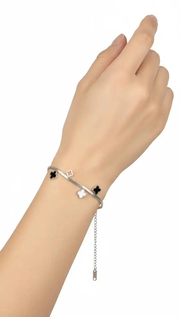 Silver Clover Charm Bracelet | ZAROSH JEWEL