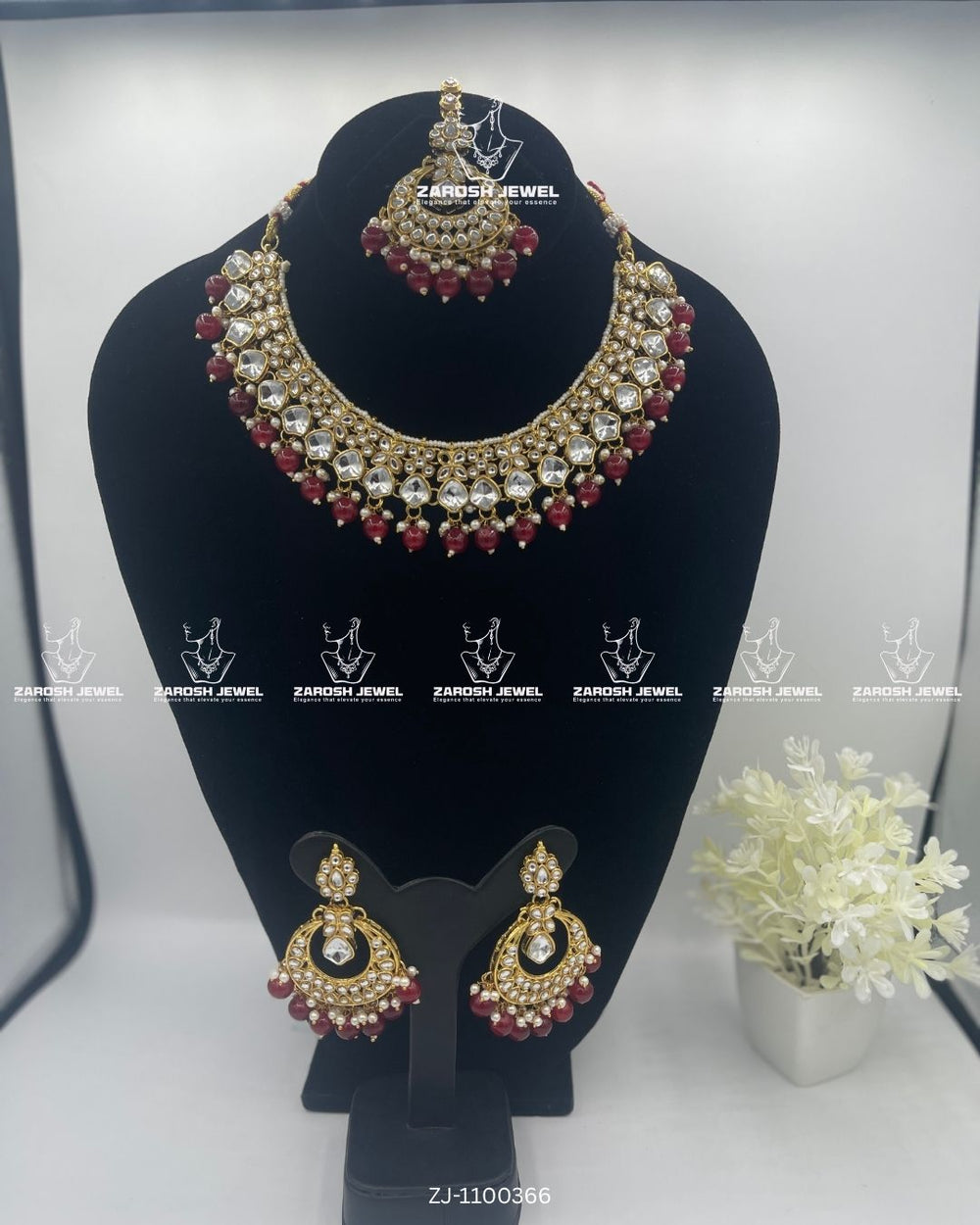 Aaliyah Kundan Necklace Set | ZAROSH JEWEL Red