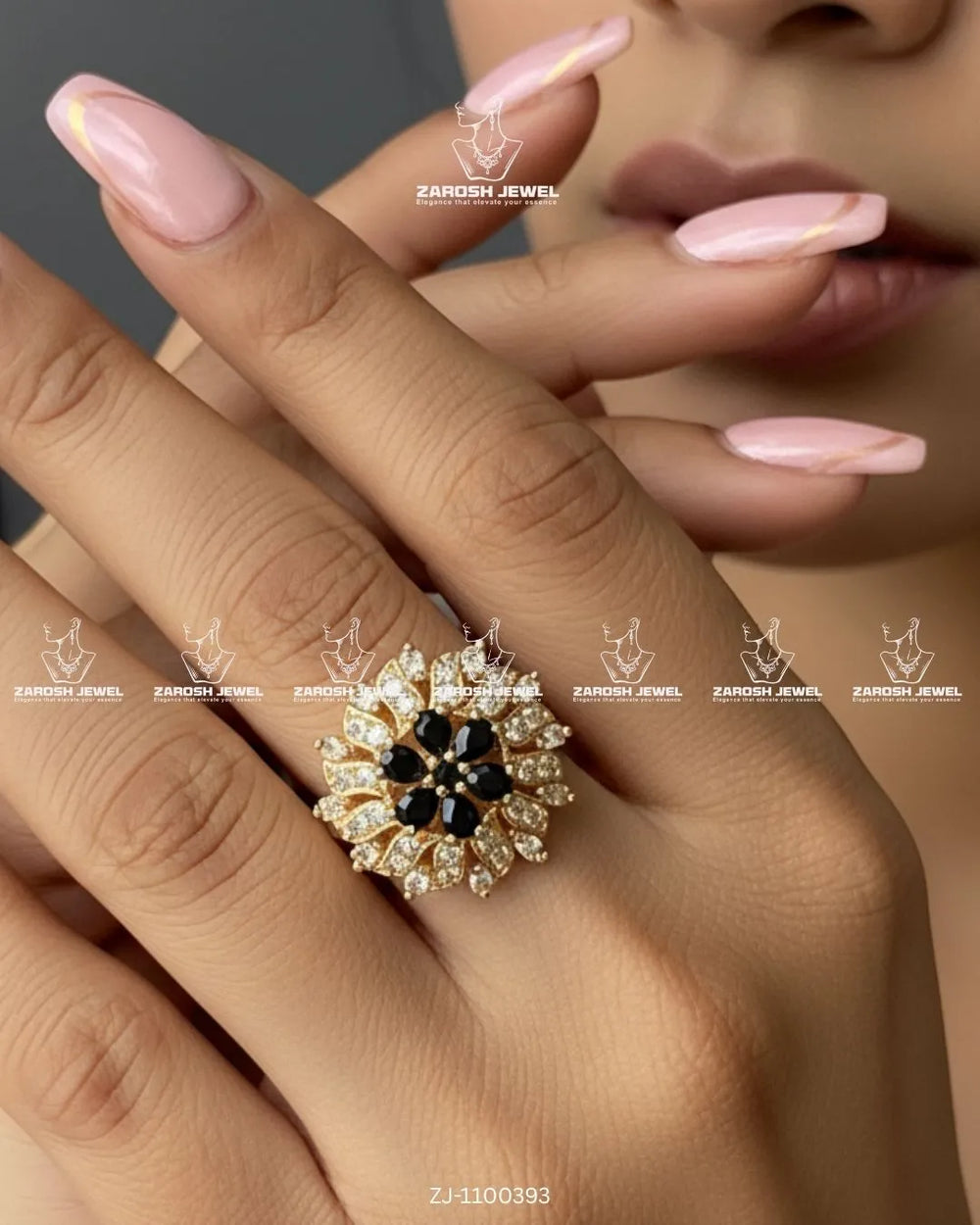 Nurella Bloom Ring | ZAROSH JEWEL Black