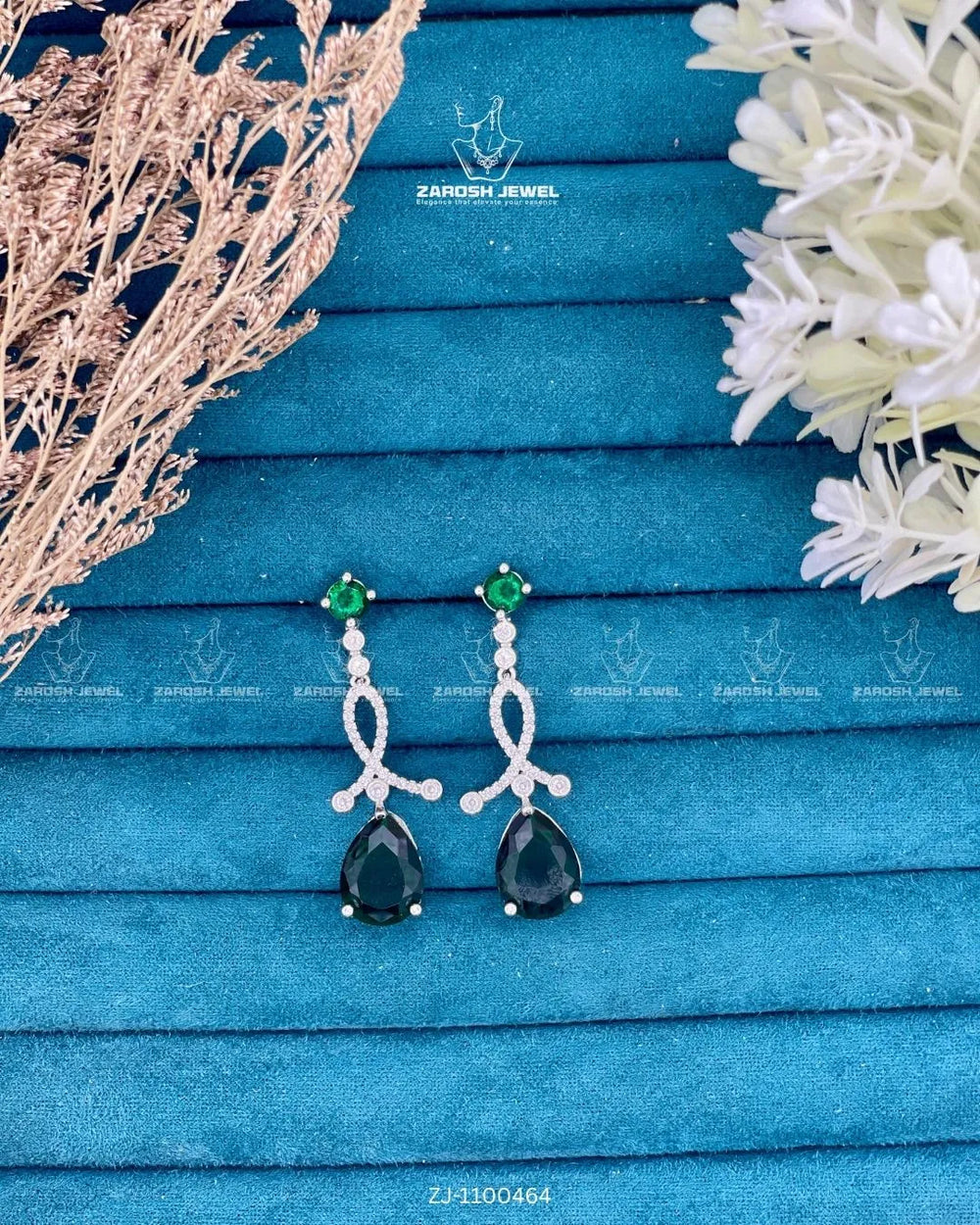 Lutf-e-Naz Drop Earrings | ZAROSH JEWEL Emerald Green