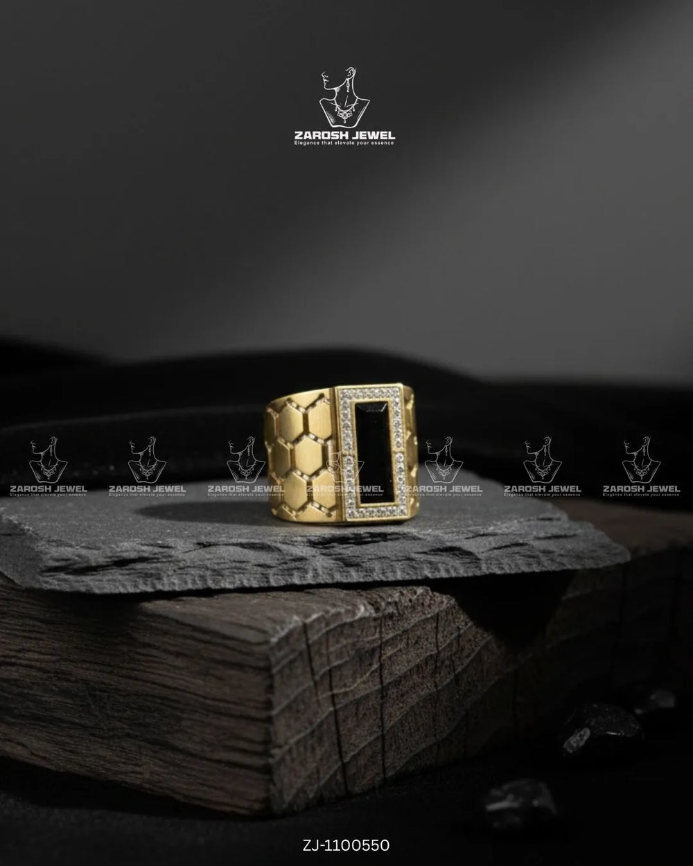 Noble Onyx Ring | ZAROSH JEWEL