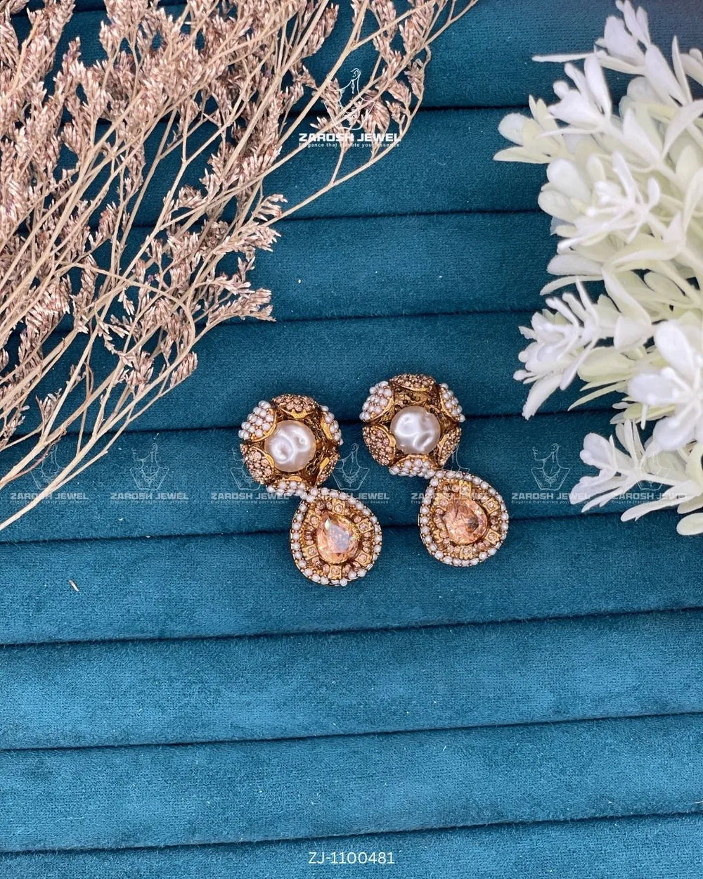 Kundan Pearl Drop Earrings | ZAROSH JEWEL Champagne